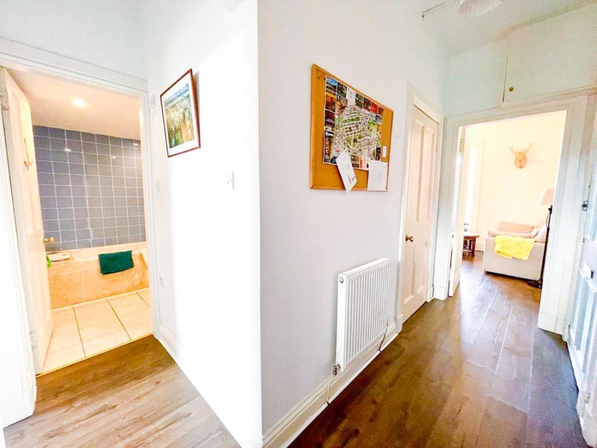 Open Plan 2 Bed Apt, Near Edinburgh Castle Exterior photo